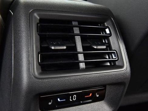 New 2026 Volkswagen Tiguan SEL R-Line AWD/4WD image 22