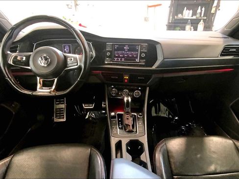 Used 2019 Volkswagen Jetta GLI image 14