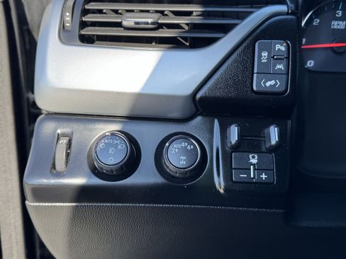 Used 2019 Chevrolet Tahoe LT image 30