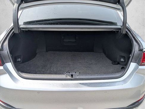 Used 2024 Lexus ES 300h w/ Premium Package image 6