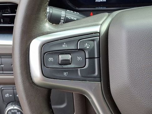 Used 2022 Chevrolet Suburban LT image 28