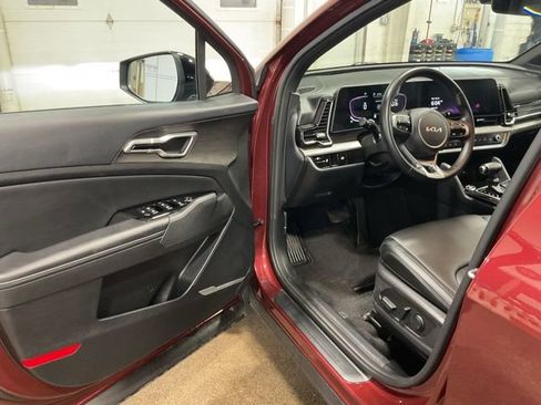 Used 2024 Kia Sportage X-Line image 9
