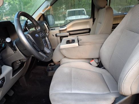 Used 2018 Ford F150 XLT w/ Equipment Group 302A Luxury AWD/4WD image 7