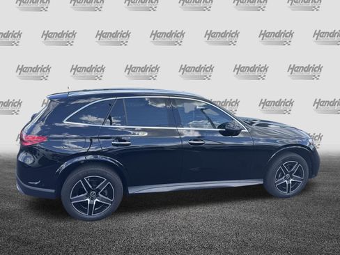 Used 2026 Mercedes-Benz GLC 300 image 11