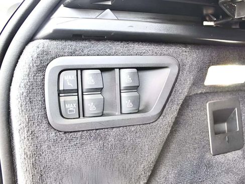 Used 2019 BMW X7 xDrive40i w/ Premium Package image 40