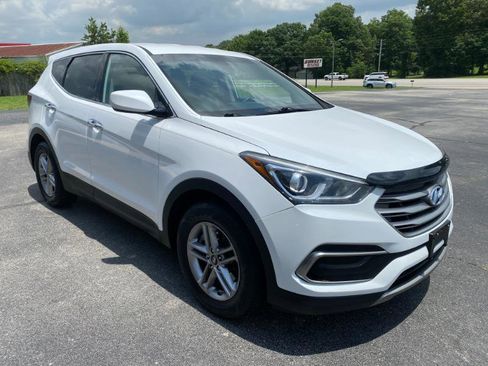 Used 2018 Hyundai Santa Fe Sport FWD image 4