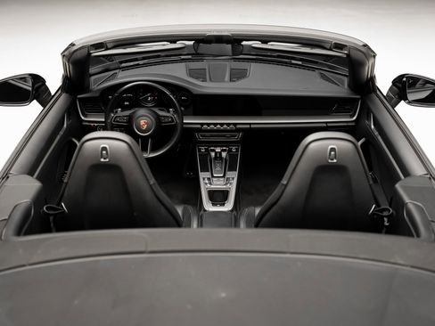 Used 2020 Porsche 911 Carrera image 72