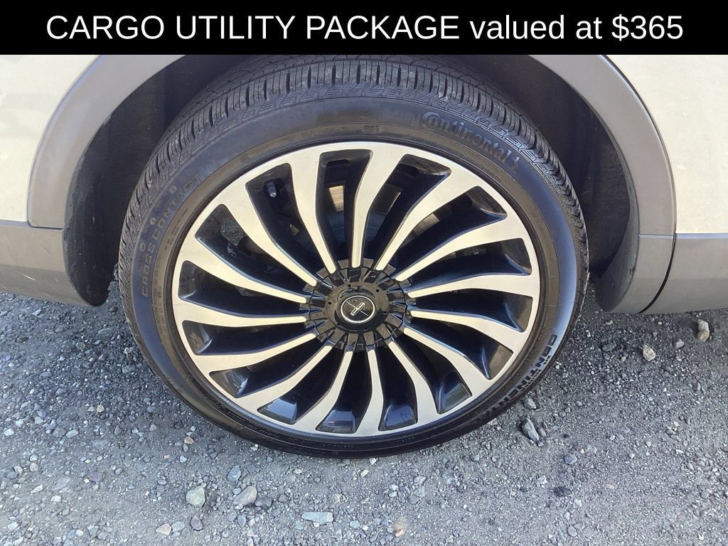 Used 2019 Lincoln Nautilus Black Label AWD/4WD image 8