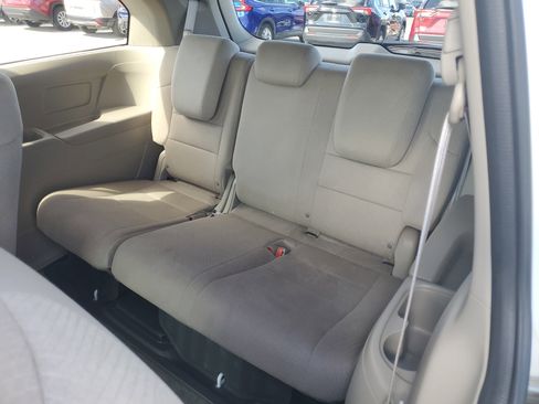 Used 2015 Honda Odyssey LX image 10