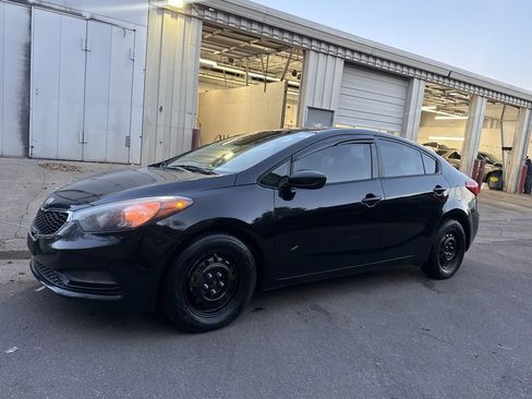 Used 2014 Kia Forte LX image 3