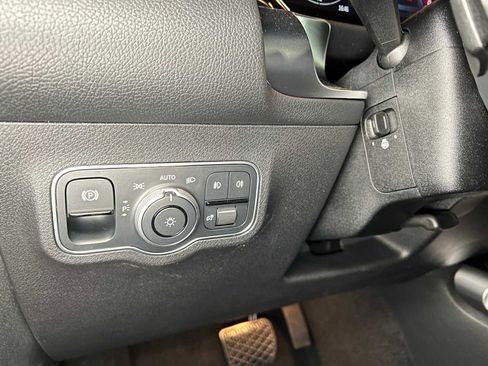 New 2026 Mercedes-Benz GLB 250 4MATIC image 27