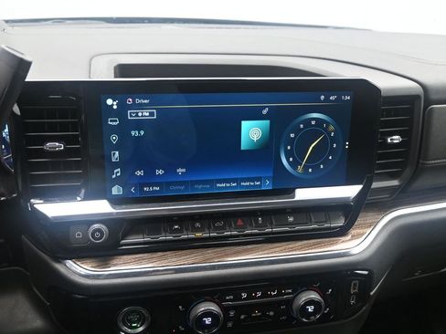 Used 2023 Chevrolet Silverado 1500 RST image 12