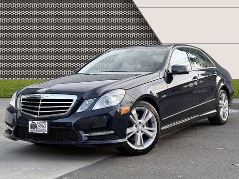 Used 2012 Mercedes-Benz E 350 4MATIC Sedan image 2