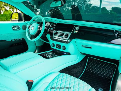 Used 2017 Rolls-Royce Wraith image 46