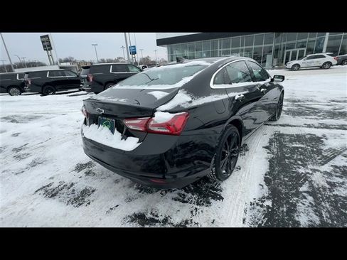 Used 2023 Chevrolet Malibu LT w/ Midnight Edition image 8