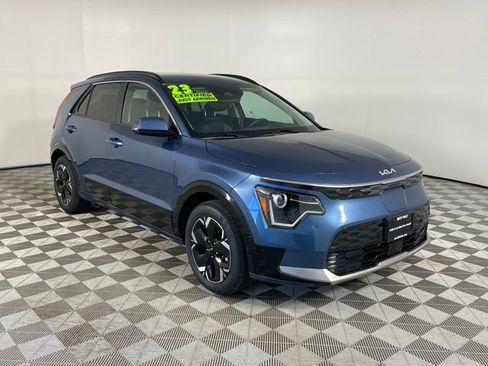 Certified 2023 Kia Niro Wind w/ Wind Preserve Package FWD image 26