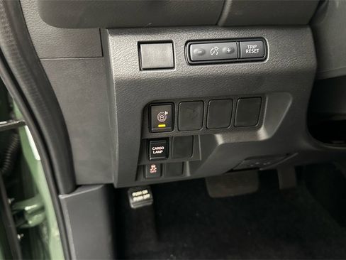 New 2026 Nissan Frontier SV w/ Tow Package image 18