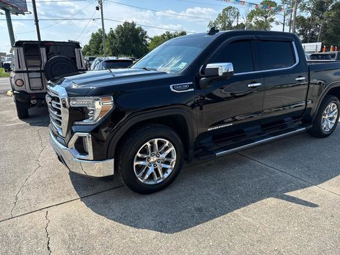 Used 2019 GMC Sierra 1500 SLT w/ SLT Premium Plus Package RWD image 3