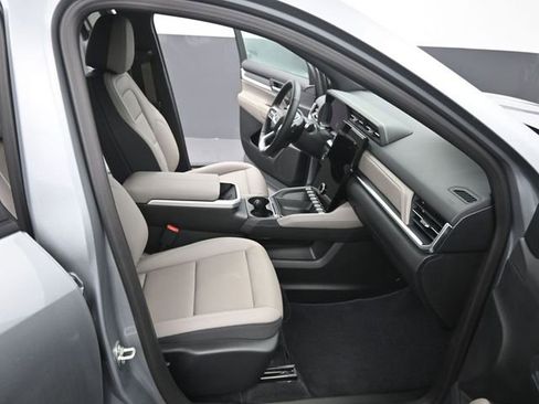 Used 2026 GMC Terrain Elevation w/ Elevation Premium Package image 18