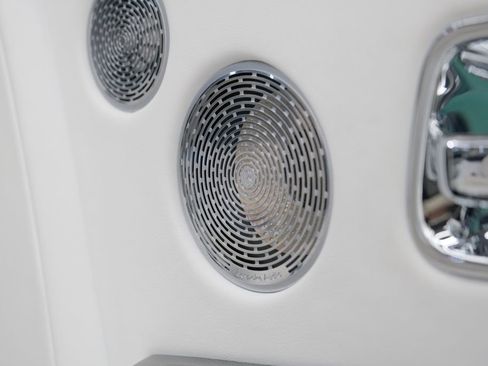 Used 2023 Rolls-Royce Phantom Sedan image 53