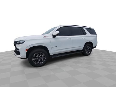 Used 2023 Chevrolet Tahoe Z71 w/ Z71 Off-Road Package AWD/4WD image 4