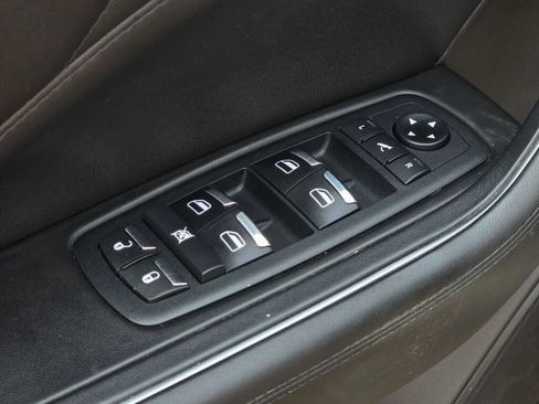 Used 2022 Maserati Levante Modena AWD/4WD image 22