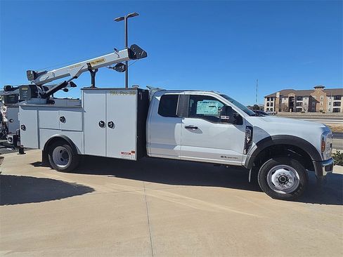 New 2024 Ford F550 4x4 SuperCab Super Duty image 5