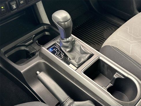 Used 2022 Toyota Tacoma TRD Sport w/ Technology Package RWD image 25