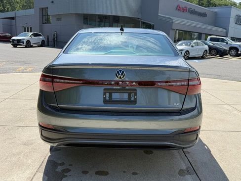 New 2026 Volkswagen Jetta SE FWD image 13