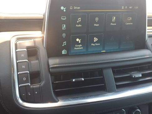 Used 2024 Chevrolet Tahoe LT RWD image 15