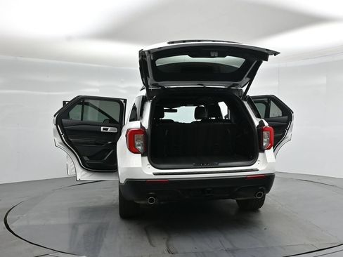 Certified 2023 Ford Explorer ST-Line w/ Class IV Trailer Tow Package AWD/4WD image 34
