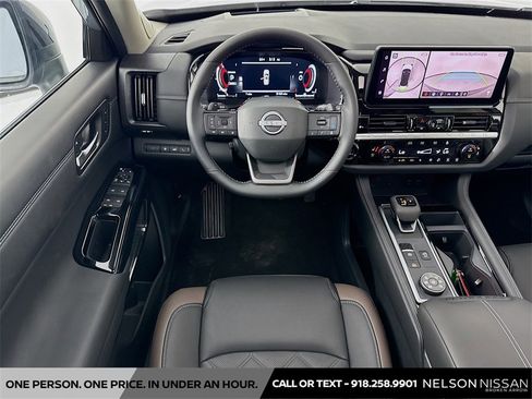 New 2026 Nissan Pathfinder Platinum image 23