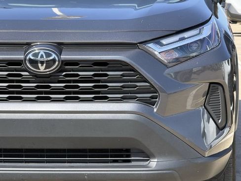 Used 2025 Toyota RAV4 XLE FWD image 9