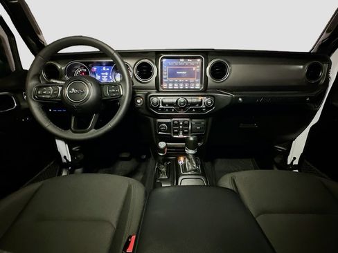 Used 2023 Jeep Wrangler Unlimited w/ 8.4" Radio Group AWD/4WD image 9