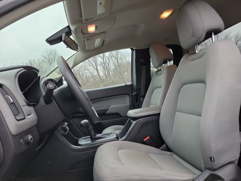 Used 2017 Chevrolet Colorado W/T w/ WT Convenience Package image 17