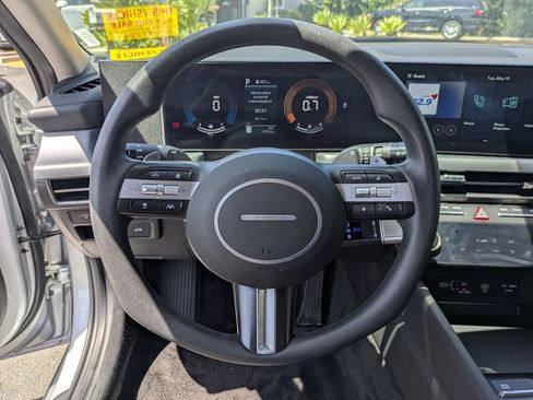 Used 2025 Hyundai Sonata SEL FWD image 18