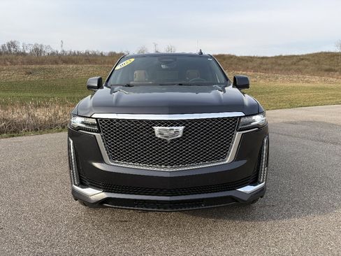 Used 2023 Cadillac Escalade Premium Luxury w/ LPO, Radiant Package AWD/4WD image 7