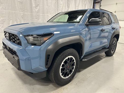 Used 2025 Toyota 4Runner TRD Off-Road AWD/4WD image 3