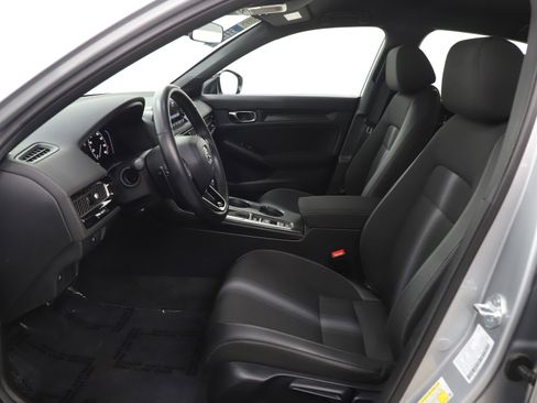 Used 2025 Honda Civic Sport image 15