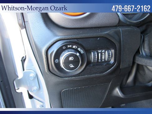 Used 2022 Jeep Gladiator Mojave w/ LED Lighting Group image 30