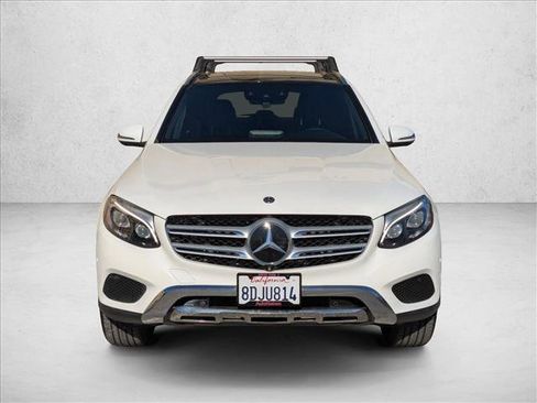 Used 2018 Mercedes-Benz GLC 300 4MATIC image 2