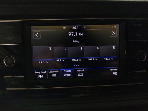 Used 2024 Volkswagen Jetta Sport FWD image 25