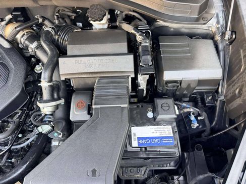 Used 2020 Hyundai Santa Fe SEL AWD/4WD image 18