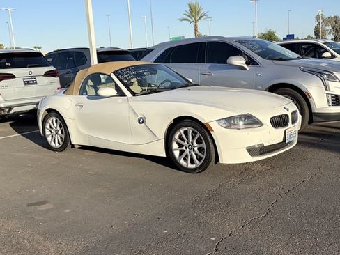 Used 2007 BMW Z4 3.0i RWD image 2