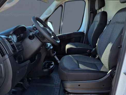 New 2025 RAM ProMaster 2500 w/ Convenience Group FWD image 6