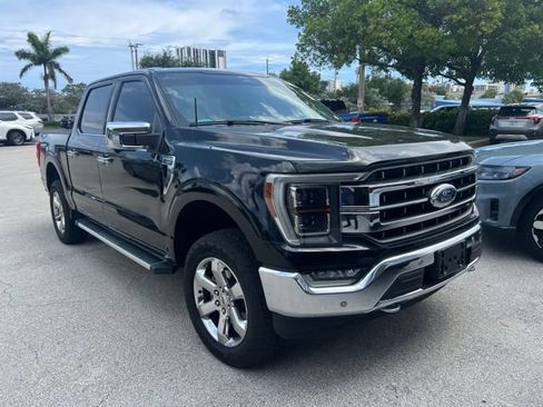 Used 2022 Ford F150 Lariat w/ Equipment Group 502A High AWD/4WD image 4
