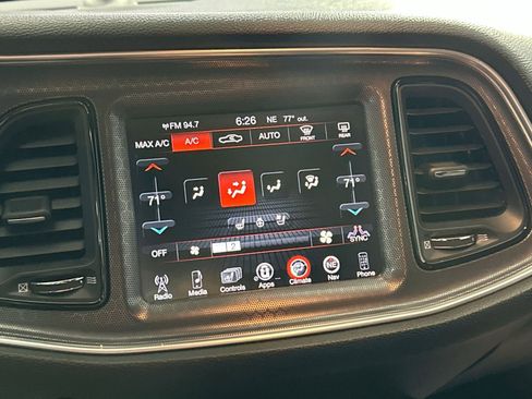 Used 2016 Dodge Challenger R/T Scat Pack w/ Leather Interior Group image 26