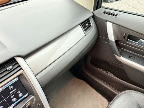 Used 2014 Ford Edge SEL w/ Equipment Group 205A AWD/4WD image 29