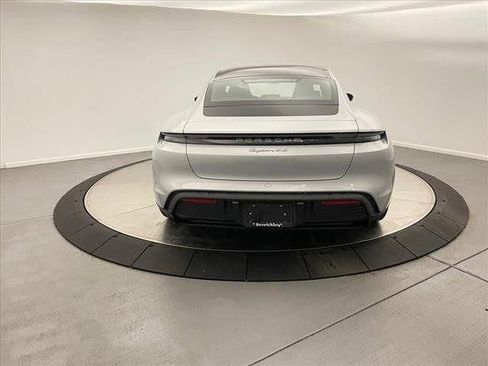 New 2025 Porsche Taycan 4S image 3