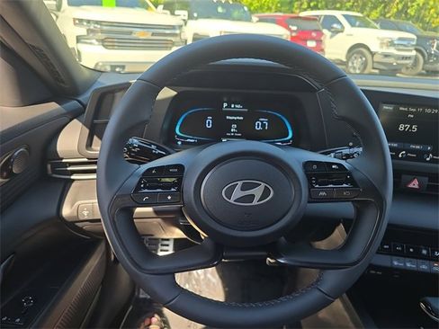 New 2025 Hyundai Elantra Sport image 14